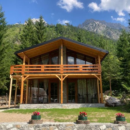 Bujtina Arturi Hotel Valbone Exterior photo