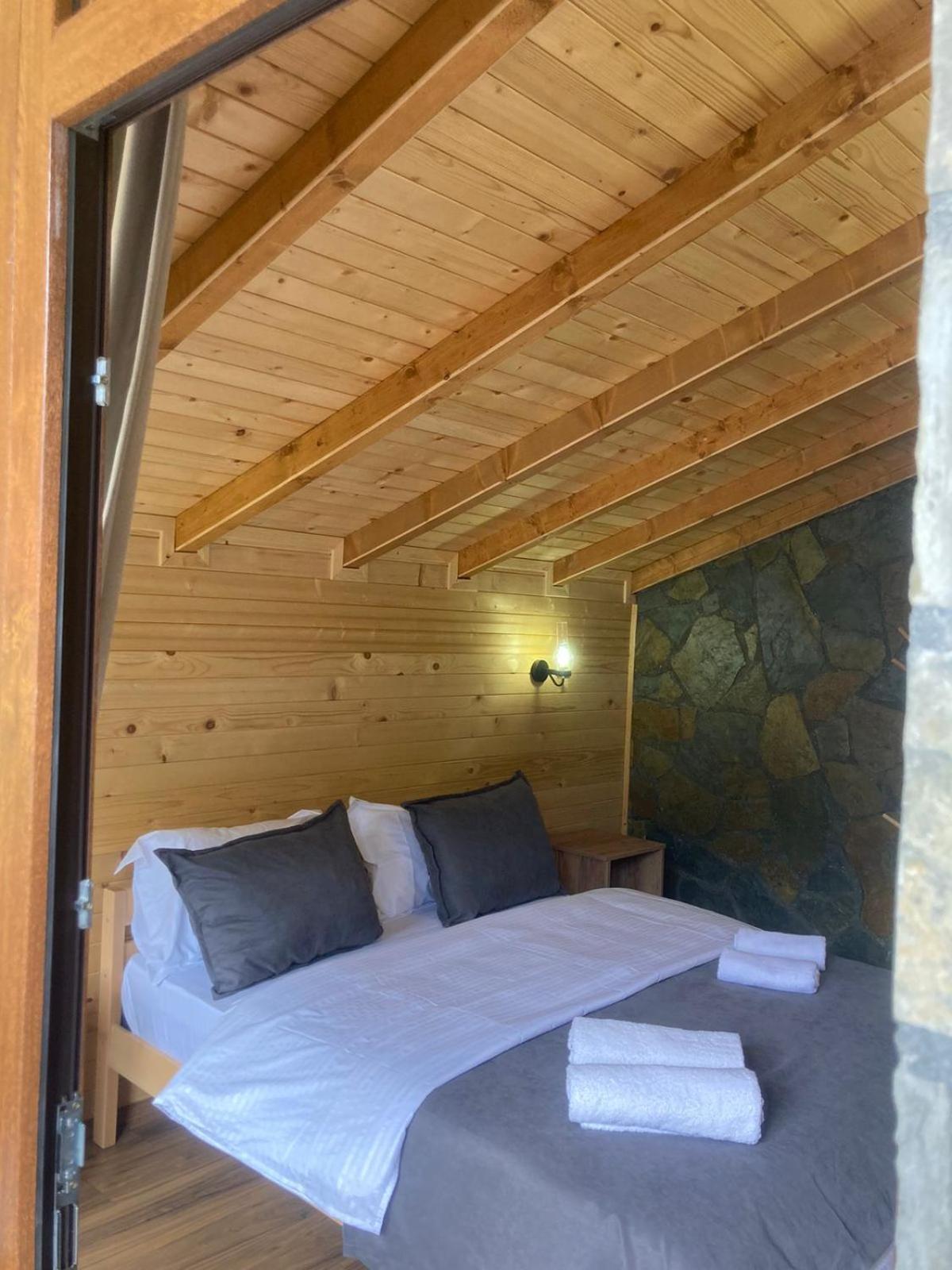 Bujtina Arturi Hotel Valbone Exterior photo